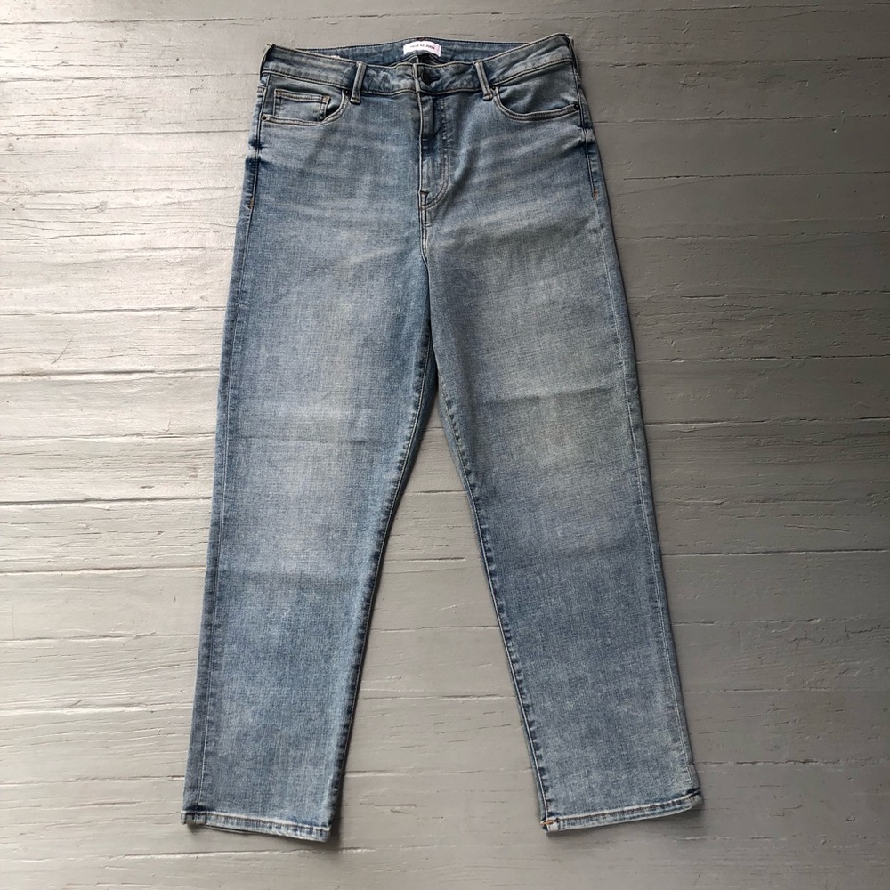 True Religion Jenny Curvy Jeans Size 33W High Rise Straight Leg Light Wash